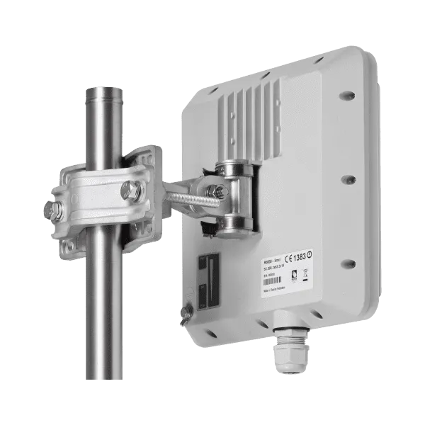 Outdoor Wi-Fi base-client station for long-range industrial connectivity